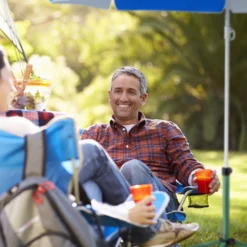 Relaxdays Grüner Sonnenschirmständer Klappbar -Stil Beet Verkaufsgeschäft 061631ff3fb76d5ce65ba83e75c7c7e1