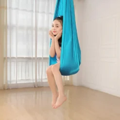 Kinder Schwingen Hängematte, Indoor Schaukel Elastisch Cuddle Hammock Sensory Swing Ideal Für ADHS, Asperger Und Sensorische Integration Sowie Autismustherapie(Hellblau,150 X 280CM) -Stil Beet Verkaufsgeschäft 3878375ce7072ee3384f5c0347c937cc
