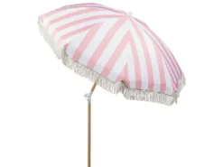Sonnenschirm Rosa Stoff-Bespannung Rund ⌀ 150 Cm Mit Volant Regenschutz Holzmast Neigungsfunktion Kurbel Boho Garten Outdoor Balkon Terrasse -Stil Beet Verkaufsgeschäft 4543b103b1f1c46b5c99dc2611790950
