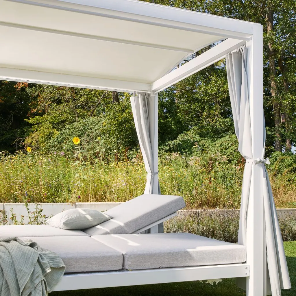 HOME DELUXE Sonnenliege LYON - Mit Abdeckung - 208 X 188 X 207 Cm - 3-fach Verstellbare Rückenlehne, Inkl. Auflagen & Vorhänge |Gartenliege Mit Sonnendach, Doppelliege, Doppel-Sonnenbett 4 HOME DELUXE Sonnenliege LYON - Mit Abdeckung - 208 X 188 X 207 Cm - 3-fach Verstellbare Rückenlehne, Inkl. Auflagen & Vorhänge |Gartenliege Mit Sonnendach, Doppelliege, Doppel-Sonnenbett - Image 4