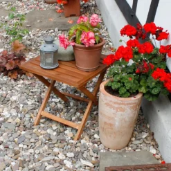 ECD Germany Gartentisch, 46x46x46 Cm, Braun, Aus Kiefernholz, Klappbar, Massiv, Für Ihren Balkon Terrasse Oder Garten, Holztisch Balkontisch Klapptisch Beistelltisch Campingtisch Tisch Gartenmöbel -Stil Beet Verkaufsgeschäft e55554e3805727aa1d81bca9ade14b59